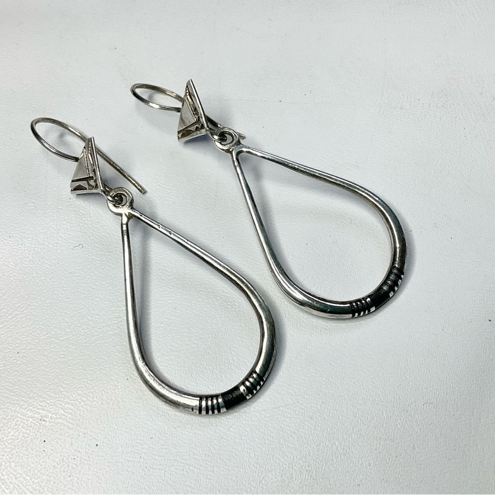 Vintage Sterling Silver Jet Inlay Long Dangle Earrings